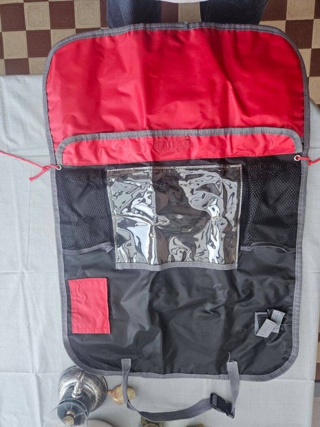 Aut�s gyerekj�t�k tart�