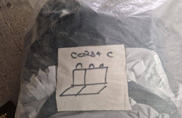 Autós üléshuzat Opel Corsa C típusú gépjárműbe