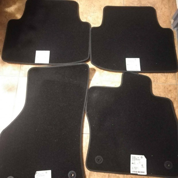 Aut�sz�nyeg elad�