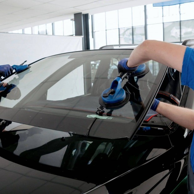 Aut��veg beszerel�