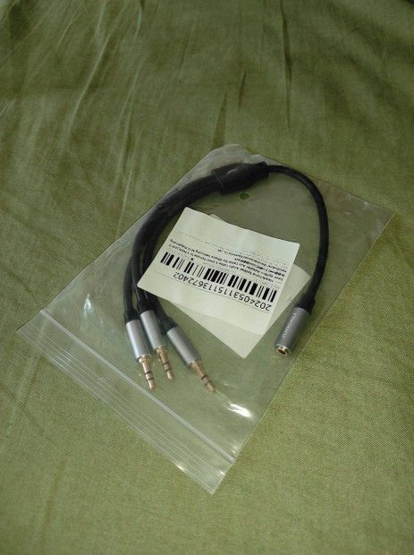 Aux 3,5 mm-es anya - 3 db 3,5 mm-es apa jack adapter