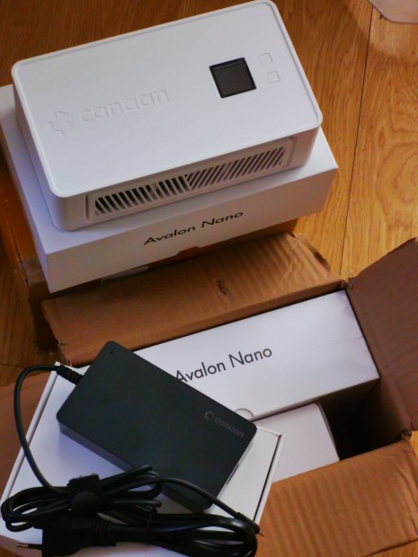 Avalon Nano 3 Bitcoin miner