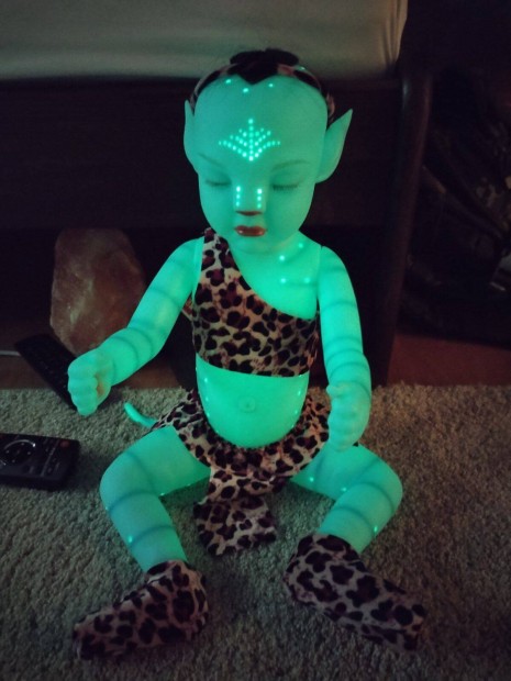 Avatar baba 50cm fluoreszkl