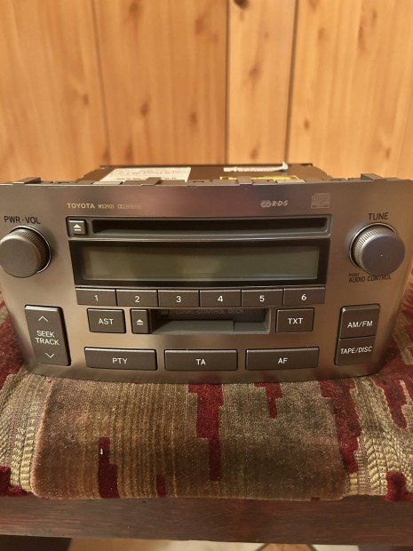 Avensis t25 gyari radio