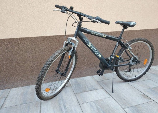 Avigo 26"-os, teleszkópos MTB kerékpár