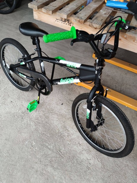 Avigo Drift BMX 20" Bicikli