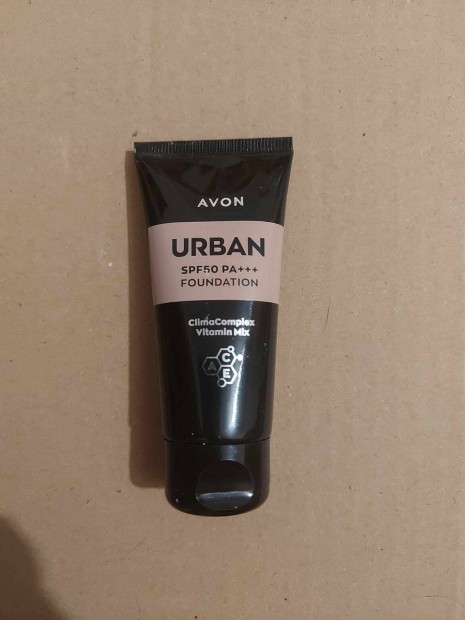 Avon Urban alapoz 30 ml