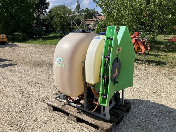 Axiál ventilátoros permetező 300 l