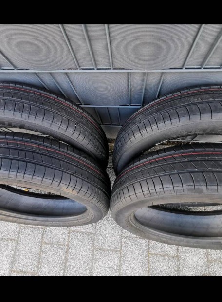 Aygox Aygo 175/60R18