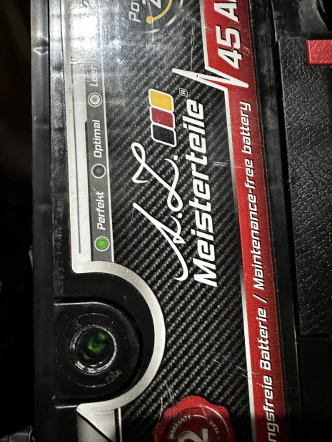 Az Meister T.  45ah J+ j llapot Akksi Beszerels Is Megoldhat !