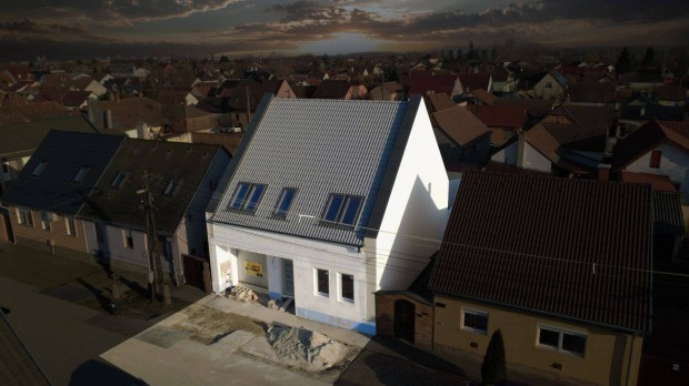 Azonnal K�lt�zhet� Luxus Ingatlan Gy�rben Elad�