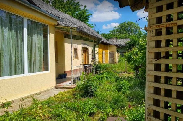 Azonnal birtokba vehet� h�z Teng�d�n