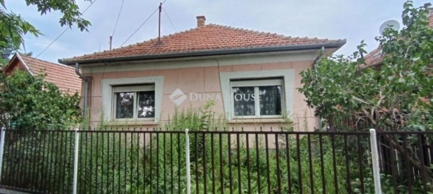 Azonnal birtokbavehet� nagy m�ret� K�d�r kocka R�koscsab�n!