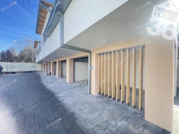 Azonnal k�lt�zhet� belv�rosi lak�sok!!!