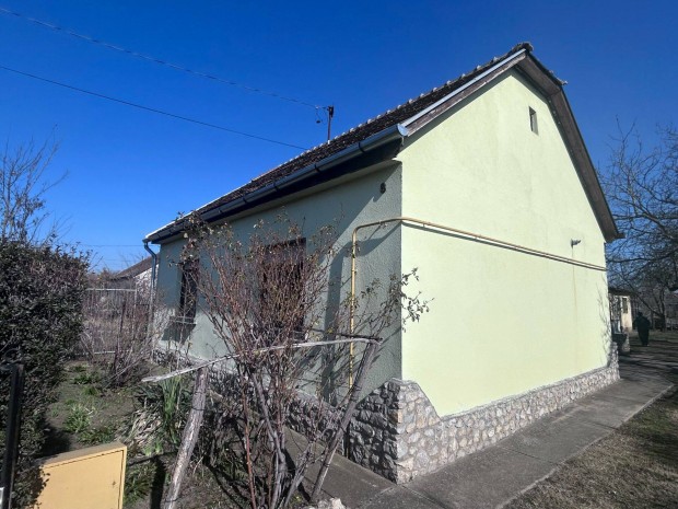 Azonnal kltzhet csaldi hz elad