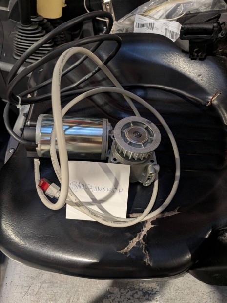 B105Aanx05-H Dunker Motor GR 63x25 24Vcc-SG80K WL1 15:1 RE20-2-100 wir