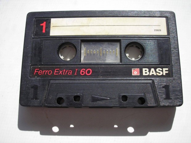 BASF Ferro Extra I 60 retro audio kazetta , borító papír nélkül