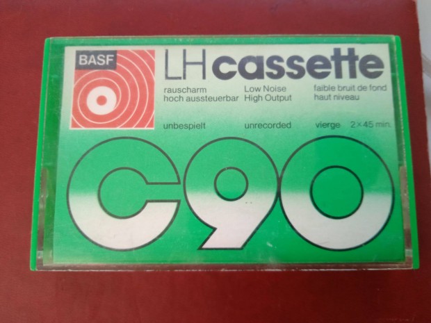 BASF LH C 90 retro audio kazetta , szalagvgen szorul