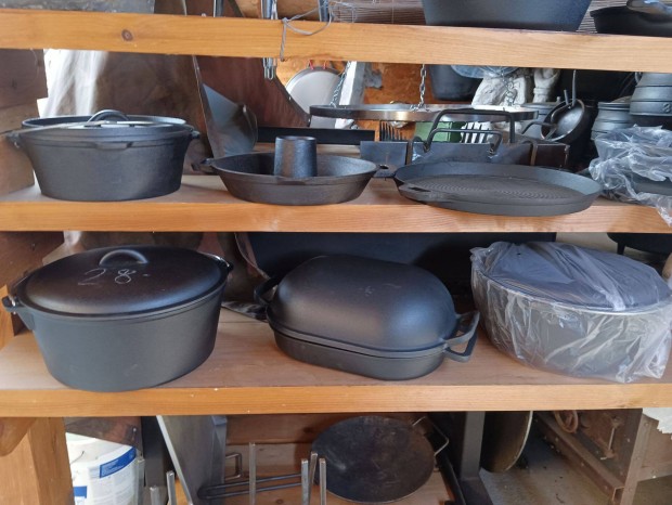 BBQ grill öntöttvas bogrács lábas tűztál ba kemence kamadó smoker ba