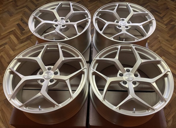 BC Forged RZ23 Magnézium felni 21" 5x112