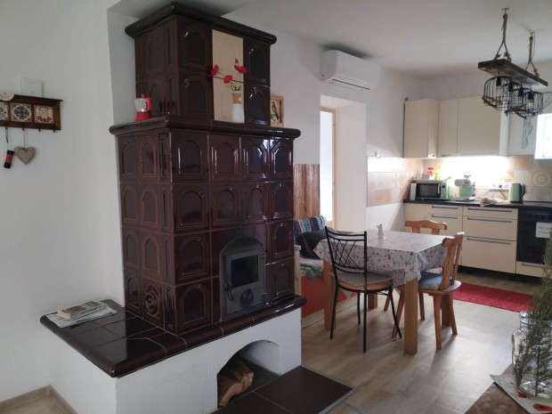 BEFEKTET�S VAGY OTTHON? MI�RT NE LEHETNE MINDKETT�!  ELAD� H�Z