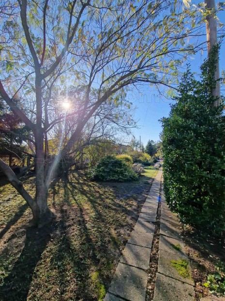 BEFEKTET�KET KERES�NK BALATONBOGL�RON!