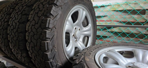 BF Goodrich All Terrain T/A KO2 215/65 R16 103/100S terepgumi, jszer