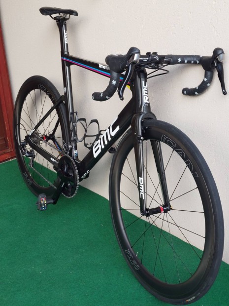 BMC timemachine tmr01 aero országúti kerékpár