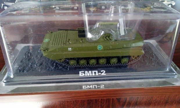 BMP 2 "Tanki dea" tank kisauto modell 1/43 Elad