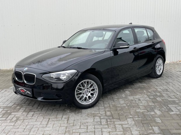 BMW 114d Urban Line Multimédia.USB.AUX.Ülésfűté...