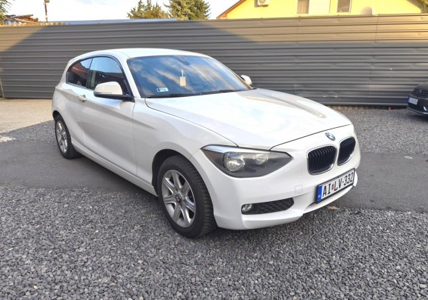 BMW 114i �res�s! - ALU - Digit. - Friss Nagysze...