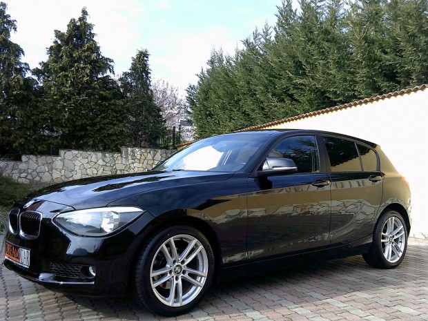 BMW 114i V�gig karbantartott! Sz�p-megk�m�lt �l...