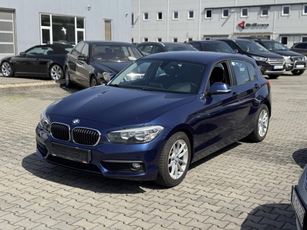 BMW 116d Efficientdynamics (5 személyes ) 181eK...