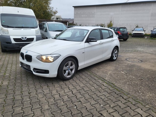 BMW 116i Gyri llapot.Vgig Szervizelve.Garant...