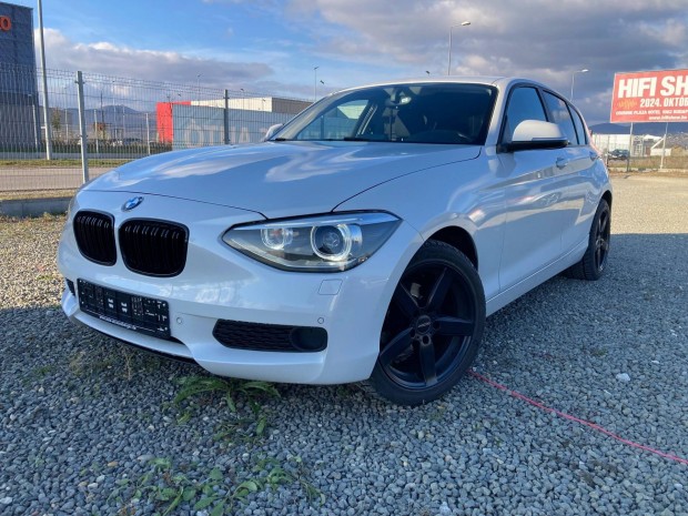 BMW 116i Manulis Klima/Lgzskok/Tolat RADAR/