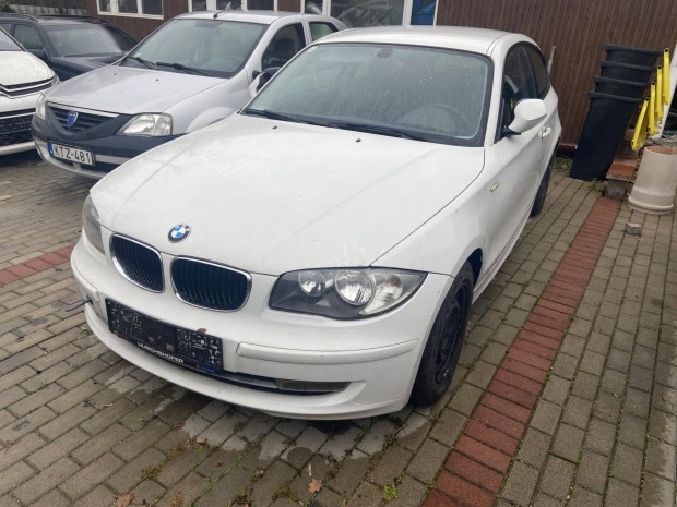 BMW 116i Motorhib�s! K�lf�ldi okm�ny!