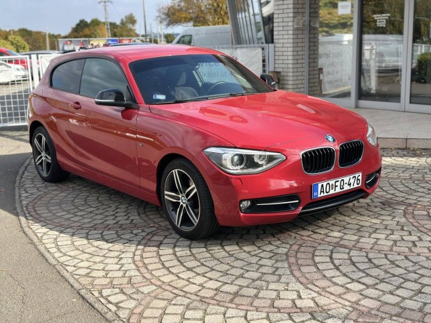 BMW 116i (5 személyes ) Magyarországi! Sport-line