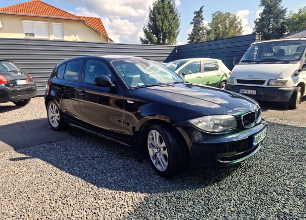 BMW 116i lsfts - vonhorog -175ez.km- GPS!