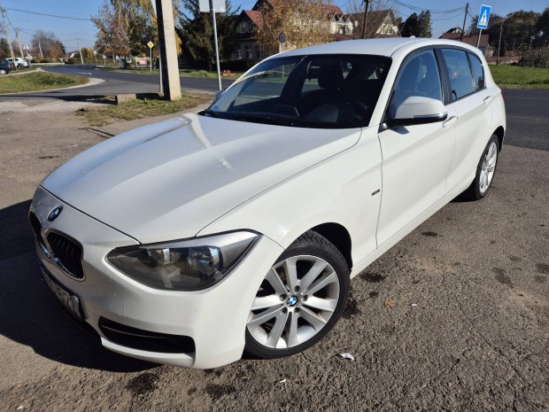 BMW 118,2.O Sport Dizel Elad.