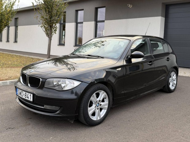 BMW 118i Facelift//Friss Műszaki//