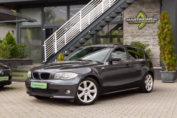 BMW 118i Sparkling Graphite Metallic +Nagyon Me...