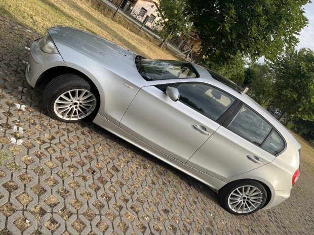 BMW 118i.......