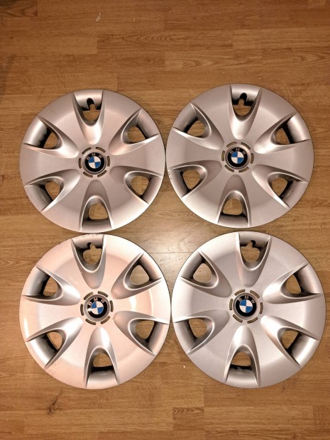 BMW 16", gyári dísztárcsa-szett