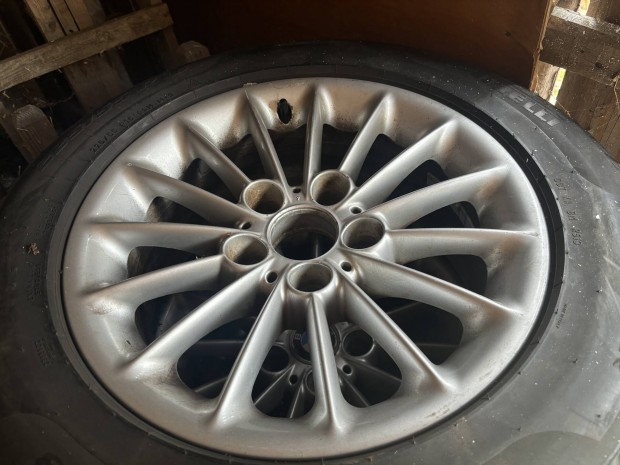 BMW 16-os alufelni
