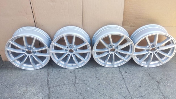 BMW 17" gyri alufelni garnitra