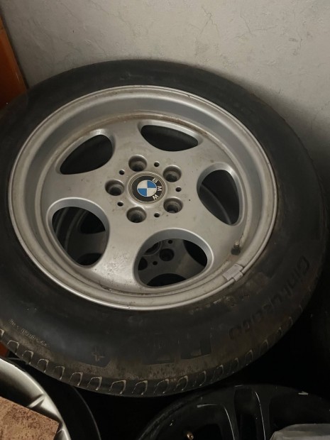BMW 17 alufelni gumival X3