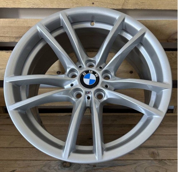 BMW 18as gyári alufelni 5x120 M-Style