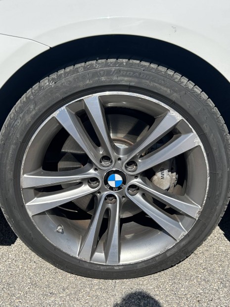 BMW 18coll alufelni elad�
