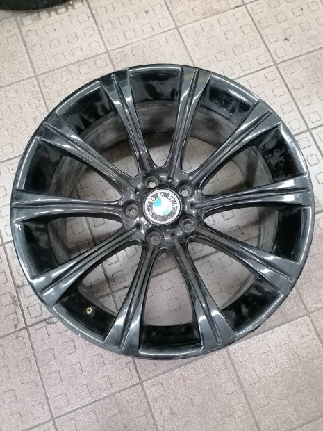 BMW 19"-os felni. 