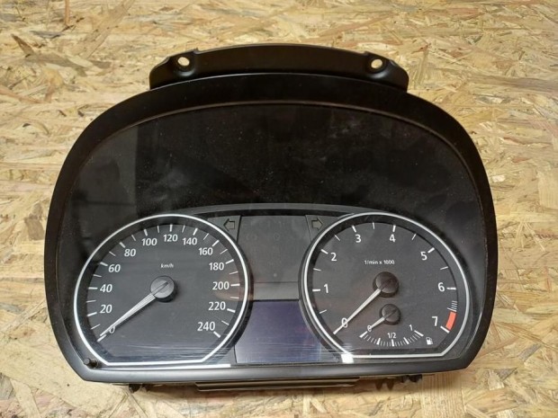 BMW 1 E81 E82  E87 (2005-2011) 1.8 Benzines Kilomterra